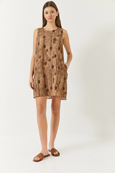 Bianco Lucci Γυναικείο φόρεμα με λεπτομέρεια τσέπης σε γραμμή Α 70306 60271062