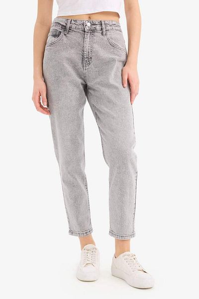 DeFacto Lina Comfort Mom Normal Waist Straight Leg Jean Snow Washed Trousers D7947Ax25Sp