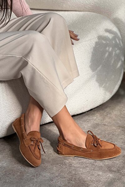 NİŞANTAŞI SHOES Martha Tan valódi velúr lapos talpú, fűzős női balerinák