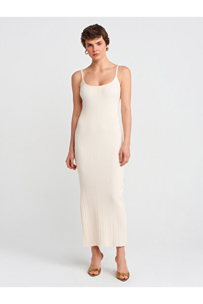 Dilvin 90139 Askılı Triko Elbise-Krem