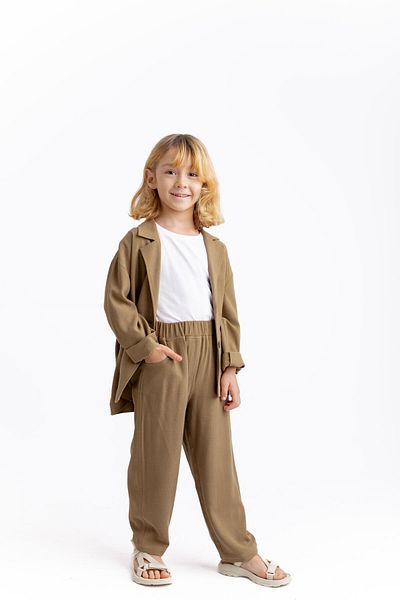Oliven The Kid Unisex Classic Linen Trousers Caramel