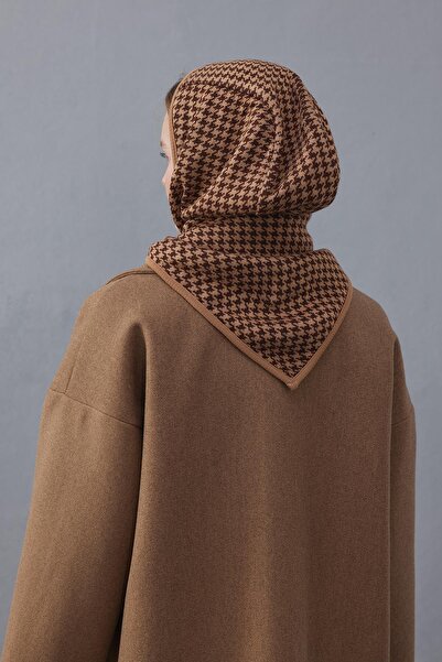 Fahhar Brown Hooded Scarf Houndstooth