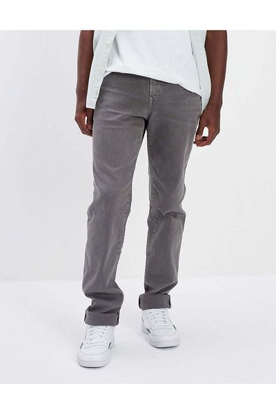 AMERICAN EAGLE Ae Airflex Slim Straight Jean