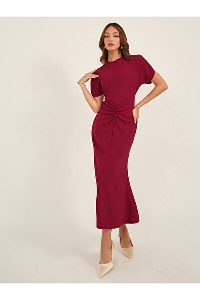 Luxewave By Styli Round Neck Bodycon Mermaid Hem Midi Dress with Ruched Detail