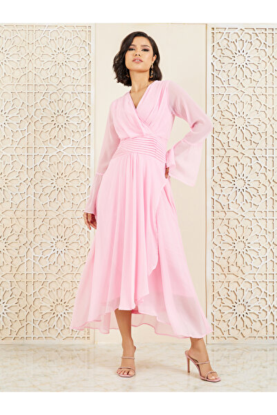 Styli Pleated Waist Asymmetric Hem Midi Dress