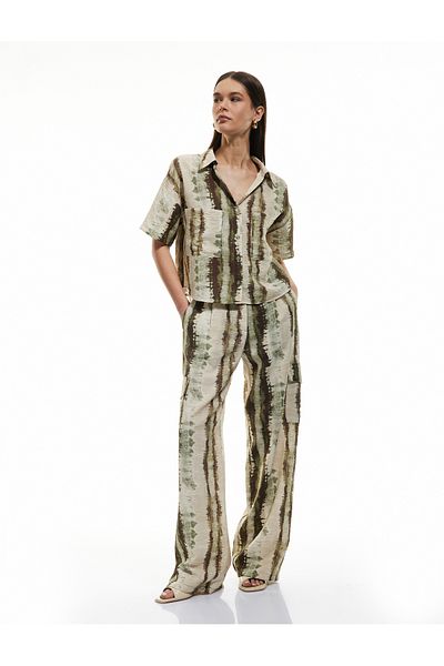 Koton Cămașă crop cu mânecă scurtă din viscoză, cu buzunar dublu, cu model Tie-Dye
