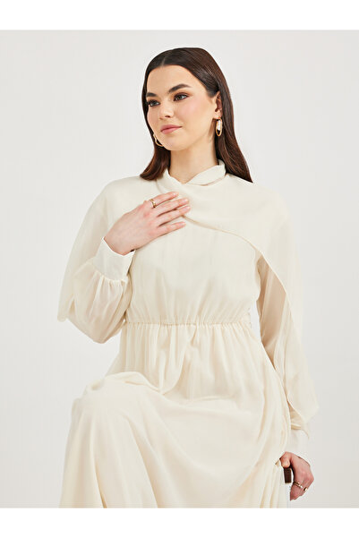 Styli Solid Ruched Waist Detail A-Line Maxi Dress