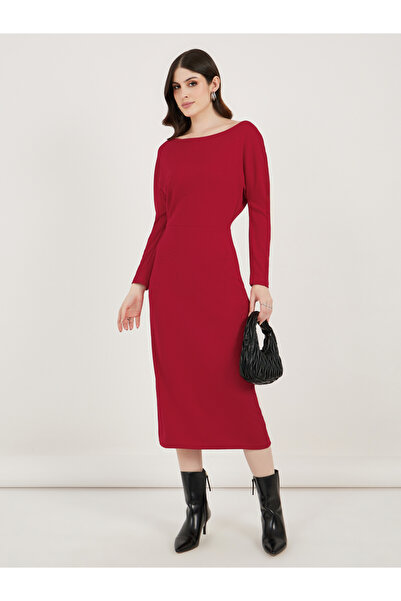 Styli Solid Bodycon Midi Dress with Long Sleeves