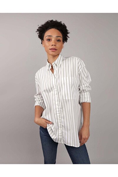 AMERICAN EAGLE قميص AE ذو الأزرار الكبيرة المثالي