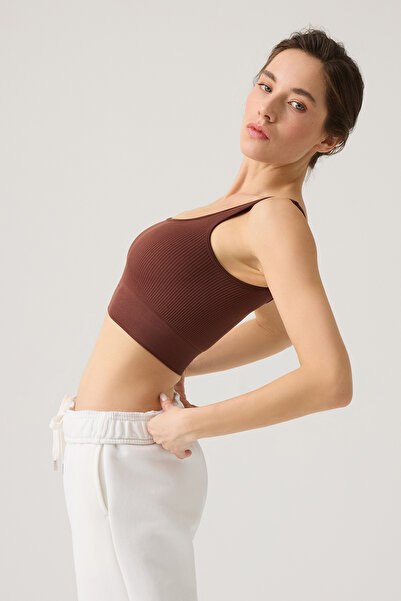 Los Ojos Secondary Season: Streetball Ii Men's Shoes, Model No. Gx9688