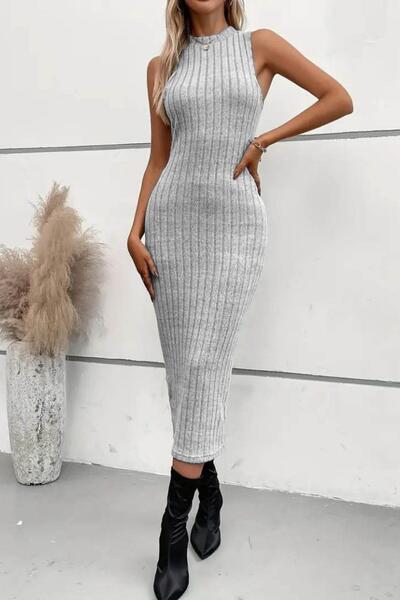 Mossta Γκρι Μίντι Φόρεμα με όρθιο γιακά και Σετ Ζακέτας