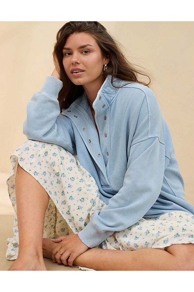 AMERICAN EAGLE Aerie Getaway Quarter Snap Sweatshirt