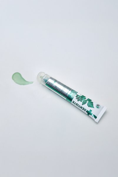 Dentiste Remın Dental Enema Repair Fluoride Waterless Use 40 Gr Toothpaste