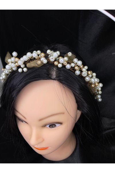 Butik Pearl and Leaf Detailed Promise Engagement after Prom Bridal Crown