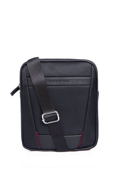 Fabrika Siyah Erkek 21x24x3 cm Çapraz Çanta01FB1044