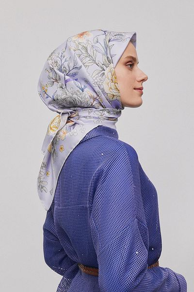 Armine Eșarfă Sura din mătase cu model 9347- 82