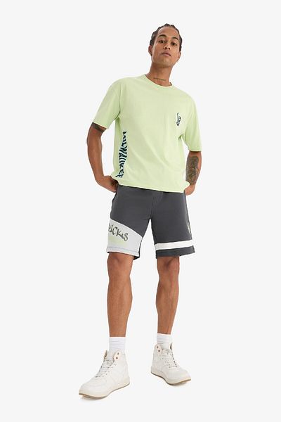 DeFacto NBA Milwaukee Bucks Standard Fit κοντό σορτς ποδιών E0212AX25SP
