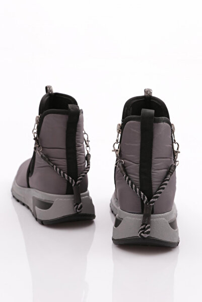 DGN 685-1 Kadin Kalin Taban Fermuar Detayli Silver Taşli Bot