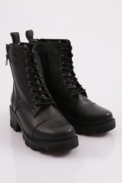DGN Madrit-04k Black Women's Boots - 22k Laced and Tooth Zipper