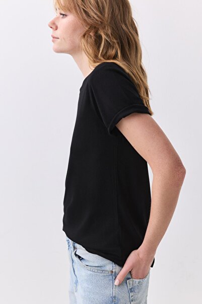 Trendiz Women's Slim Basic Viscose Tshirt Black 8013