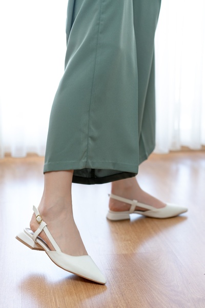 DİVOLYA Felina White (3 cm Heels) Pointed Toe Heeled Shoes