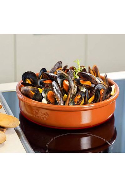 Regas CLAY ROUND DISH SPANISH MUD PLATE (32 CM)