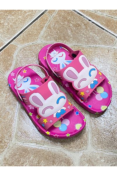 ÇOCUKÇA MODA Girl's Non-Slip Sole Cute Figured Slippers Sandals