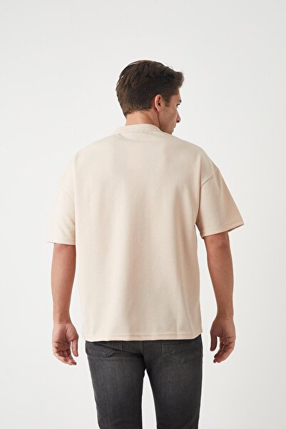 Valiberta Ανδρικό μπλουζάκι Basic Oversize με λεπτομέρεια πάνελ - Μπεζ