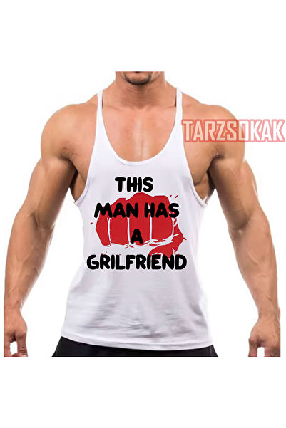 Tarzsokak Αθλητικό φανελάκι γυμναστικής. Αυτός ο άντρας έχει μια κοπέλα.