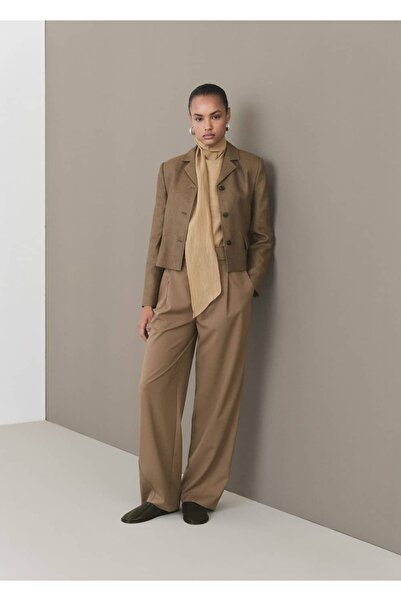 MANGO Woman Keten karışımlı crop blazer ceket