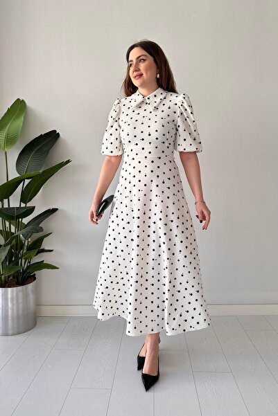 MaziButik فستان أبيض منقط بياقة مدببة