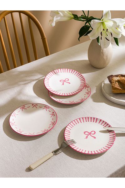 LC Waikiki Top Trendy 4-Piece Ceramic Cake Plate Sets to Color Your Sofa