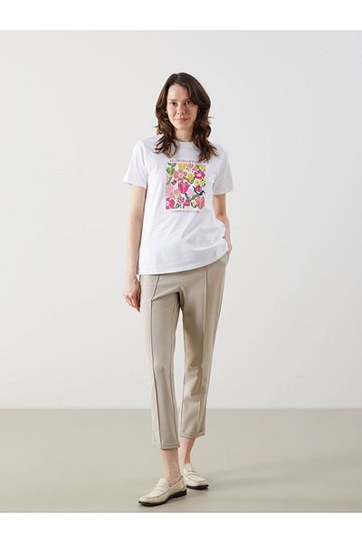 LC Waikiki Γυναικείο μπλουζάκι LCW Comfort White Crew Neck Floral