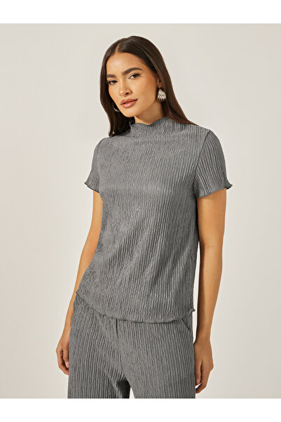 Styli Textured High Neck Top with Wide Leg Pants Co-Ords