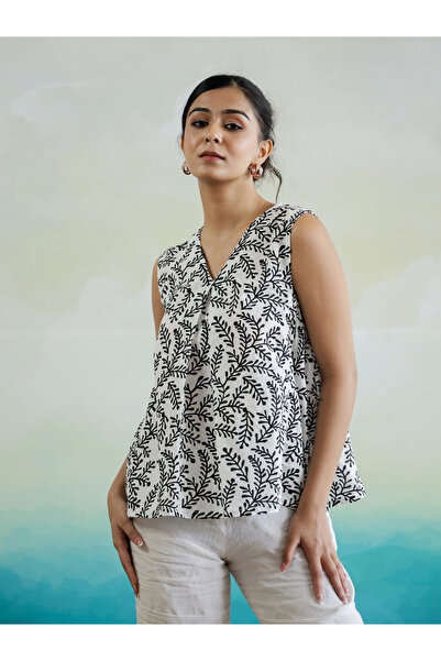 Sanskrutihomes By Styli Floral Print V-Neck Sleeveless Cotton Top