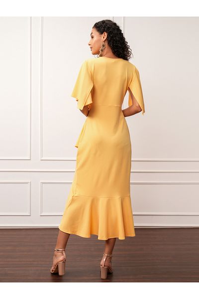 Tokyo Talkies By Styli Solid Asymmetrical Hem Ruffled V-Neck Midi Dress