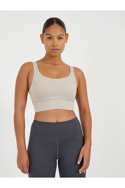 Styli Solid Scoop Neck Sports Bra
