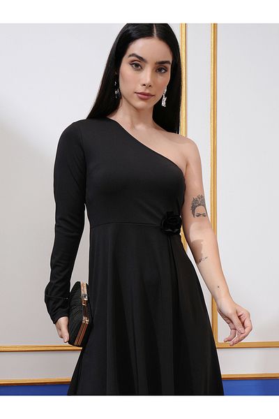 Tokyo Talkies By Styli Solid One Shoulder Asymmetric Hem Midi Dress