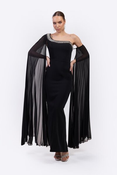 aşkın göksu Siyah Tek Kol Yaka Taş İşlemeli Kollar Piliseli Midi Kadın Abiye