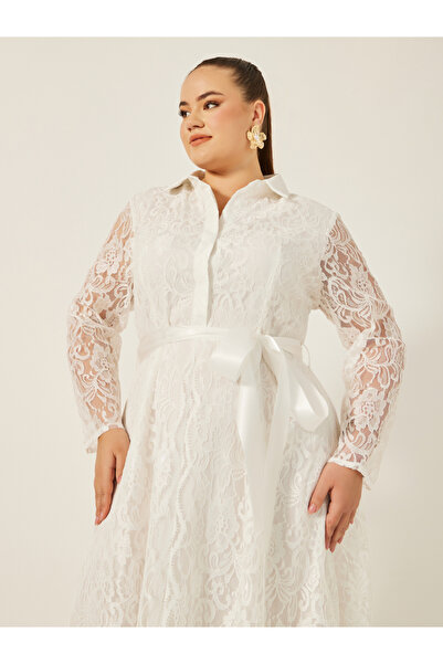 Styli Plus Size Lace Detail Collared Neck A-Line Maxi Dress