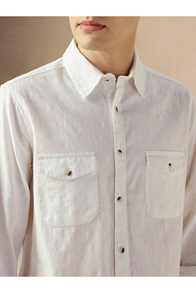 Dennis Lingo By Styli Solid Relaxed Fit Spread Collar Shirt with Pockets