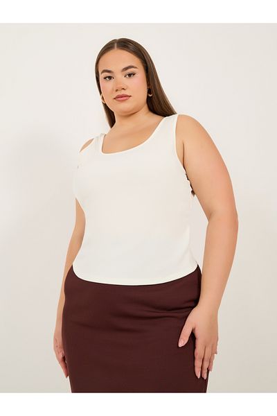 Styli Plus Size Scoop Neck Skinny Fit Jersey Tank