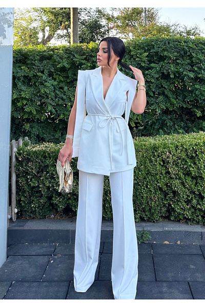 pembekurdelem Women's Tie-Up Vest, Pants Suit and White Color