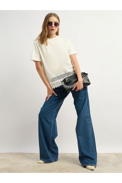 Styli Lace Hem Round Neck Boxy Fit T-Shirt