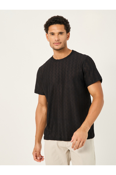 Styli تي شيرت بقصّة عادية ورقبة دائرية منقوش