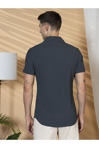 Dennis Lingo By Styli Solid Relaxed Fit Spread Collar Shirt