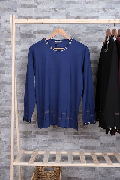 MUSTÜN Knitwear Collar Stone Embroidered Blouse