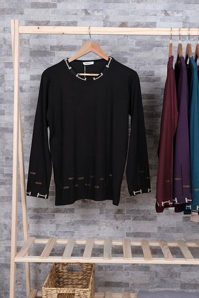 MUSTÜN Knitwear Collar Stone Embroidered Blouse