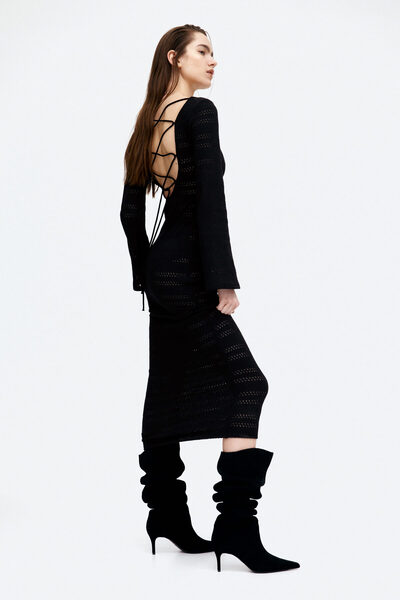 H&M Bağcık Detaylı ve Delik Desenli Triko Elbise