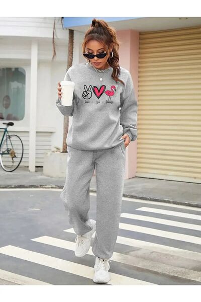 Nebulaa Tekstil طقم بدلة رياضية كبيرة الحجم برقبة دائرية وطبعة فلامنغو